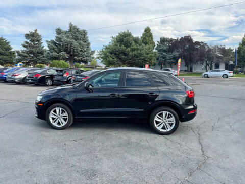 2017 Audi Q3 2.0T Premium