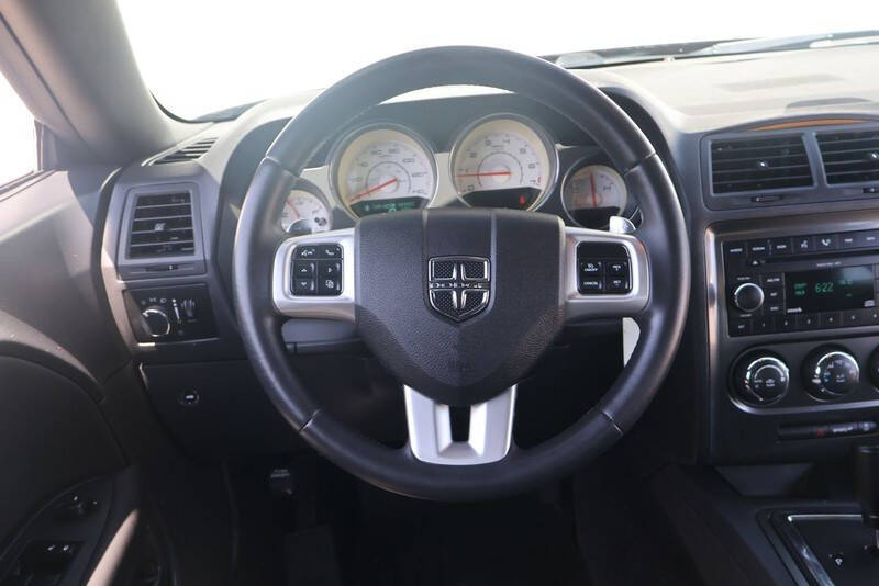 2013 Dodge Challenger SXT