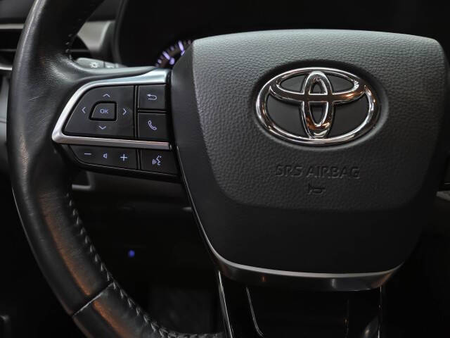 2021 Toyota Highlander LE
