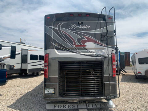 2013 Freightliner MH Chassis