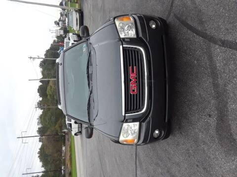 2004 GMC Envoy XUV for sale at Dun Rite Car Sales in Downingtown PA