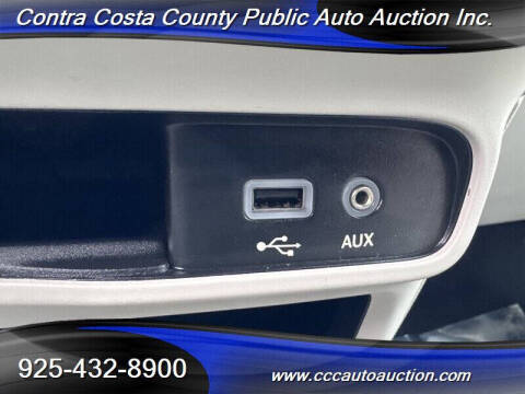 2017 Chrysler Pacifica Hybrid Touring Plus