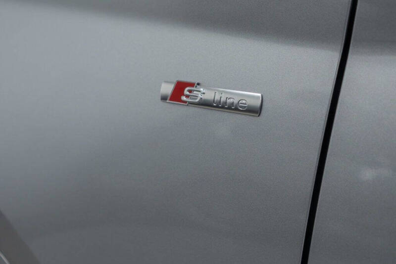 2024 Audi Q5 e quattro S line Premium 55 TFSI