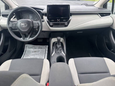 2025 Toyota Corolla LE