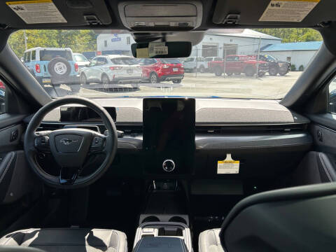 2025 Ford Mustang Mach-E GT