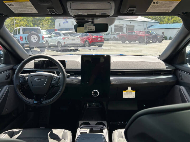 2025 Ford Mustang Mach-E GT