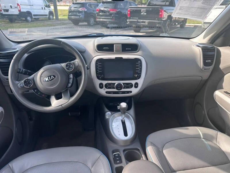 2015 Kia Soul EV +