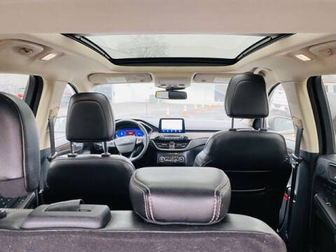 2020 Ford Escape Titanium