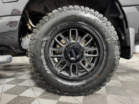 2017 Nissan Titan