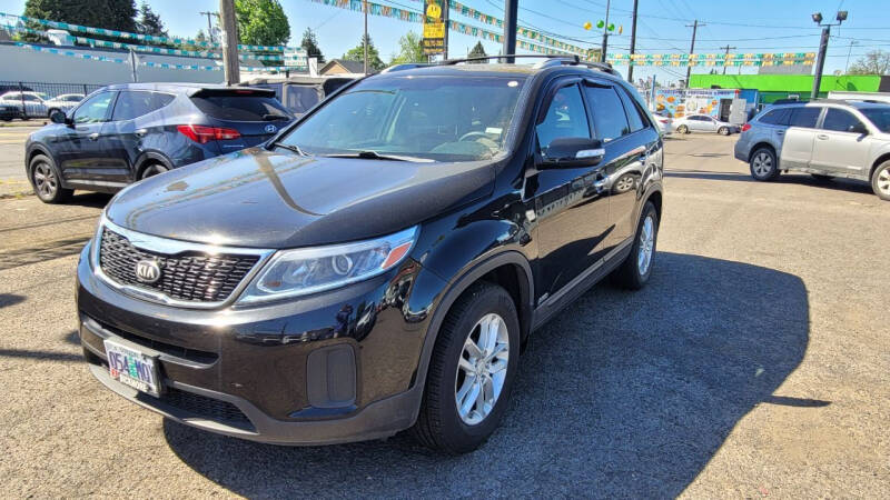 2014 Kia Sorento for sale at 82nd AutoMall in Portland OR