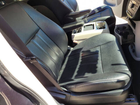 2014 Chrysler Town and Country Touring