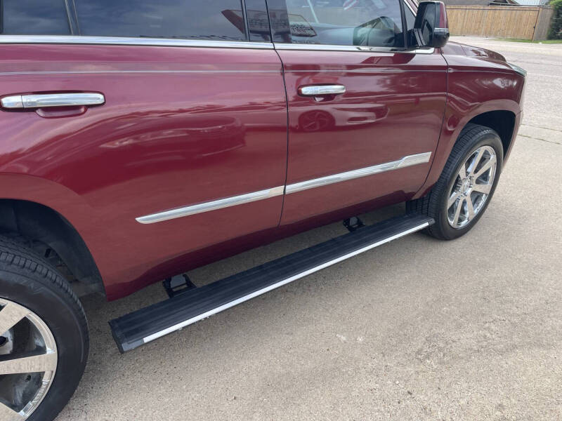 2016 Cadillac Escalade Platinum