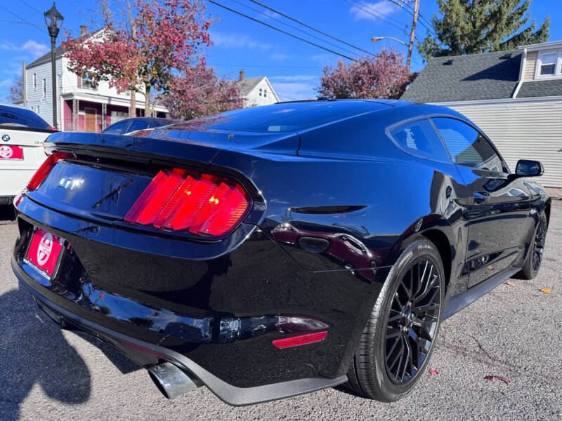 2015 Ford Mustang GT Premium photo 7