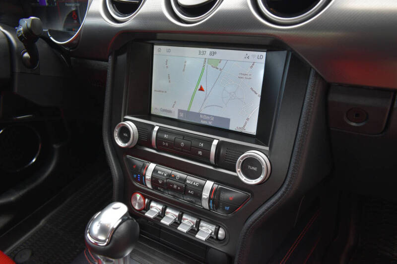 2022 Ford Mustang EcoBoost Premium