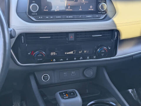 2022 Nissan Rogue SV