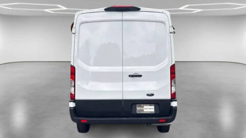 2025 Ford Transit 250