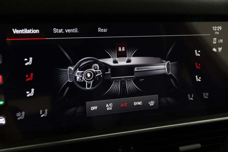 2023 Porsche Cayenne