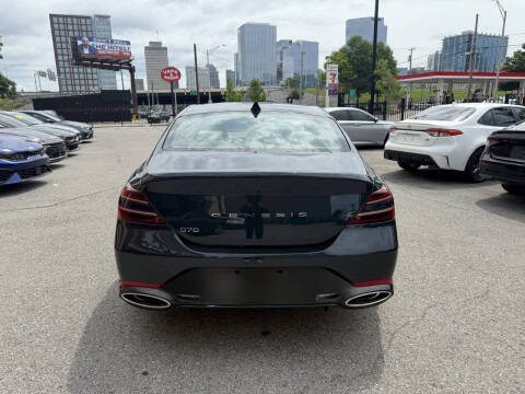 2024 Genesis G70 2.5T Standard