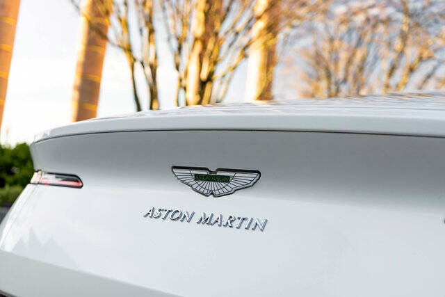 2019 Aston Martin DB11 8
