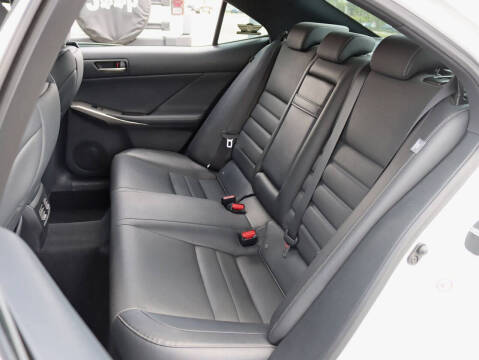 2017 Lexus IS 300