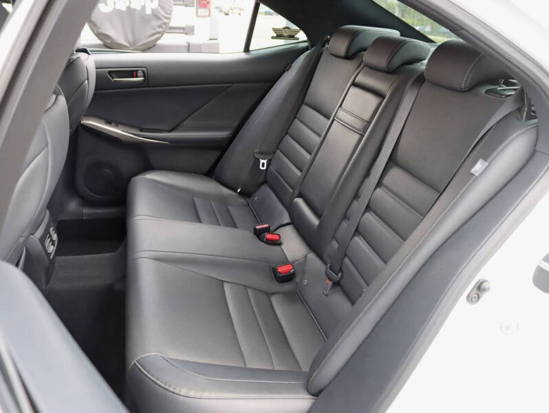 2017 Lexus IS 300