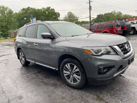 2017 Nissan Pathfinder for sale at CHAD AUTO SALES in Saint Louis MO