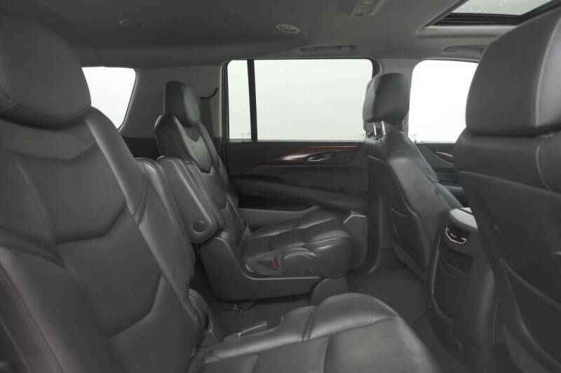 2019 Cadillac Escalade ESV Luxury