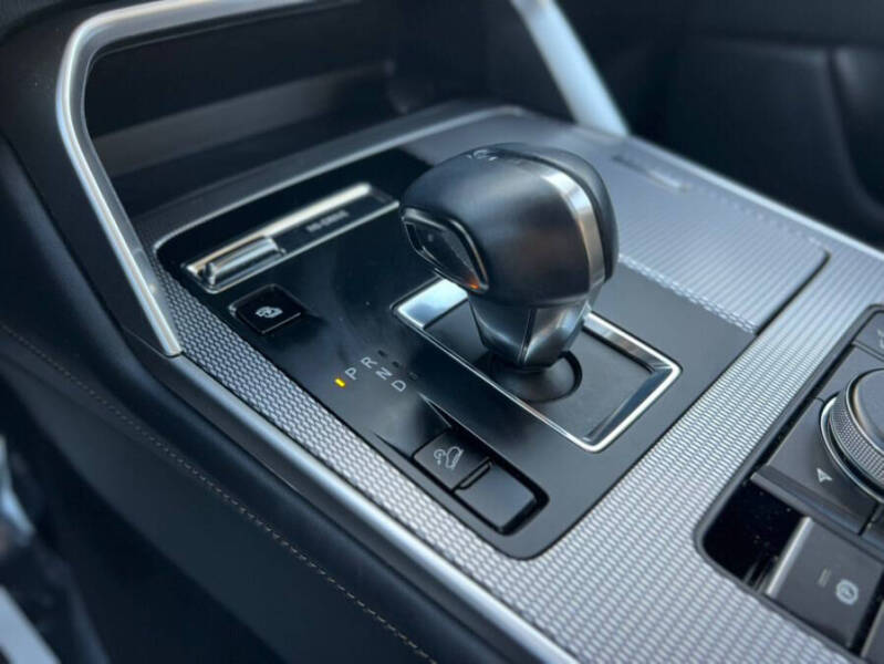 2024 Mazda CX-90 Plug-in Hybrid Premium