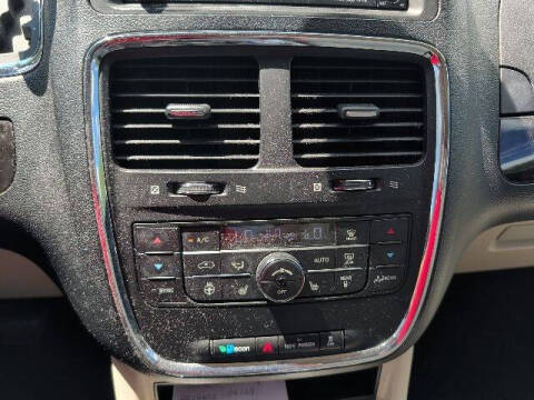2012 Dodge Grand Caravan Crew