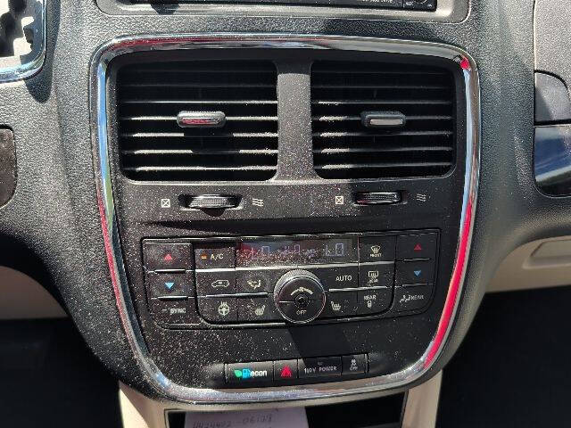 2012 Dodge Grand Caravan Crew