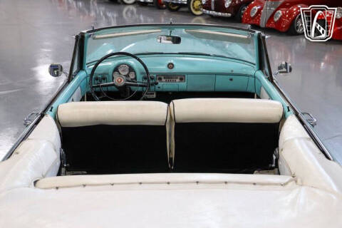 1953 Ford Crestline