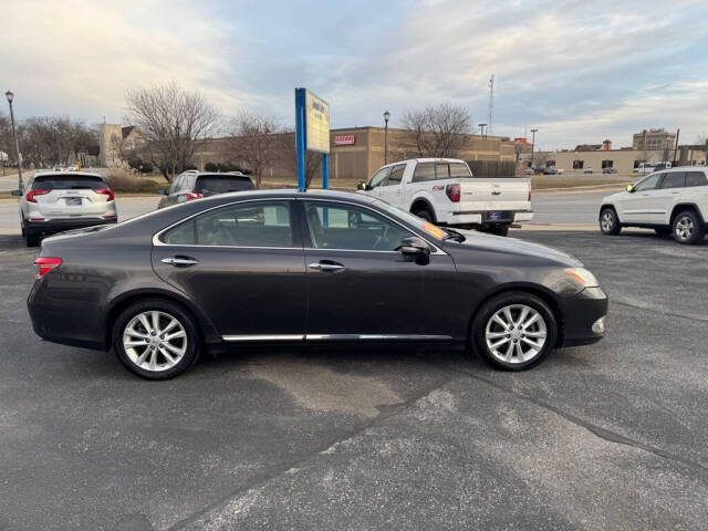 2010 Lexus ES 350 for sale at Johnson's Auto in Mason City, IA