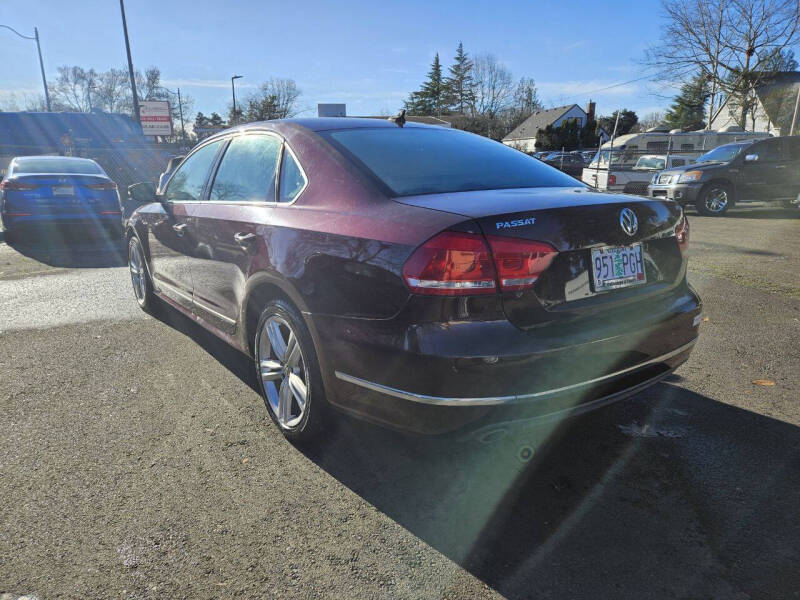 Used 2014 Volkswagen Passat SEL Premium with VIN 1VWCN7A39EC041150 for sale in Salem, OR