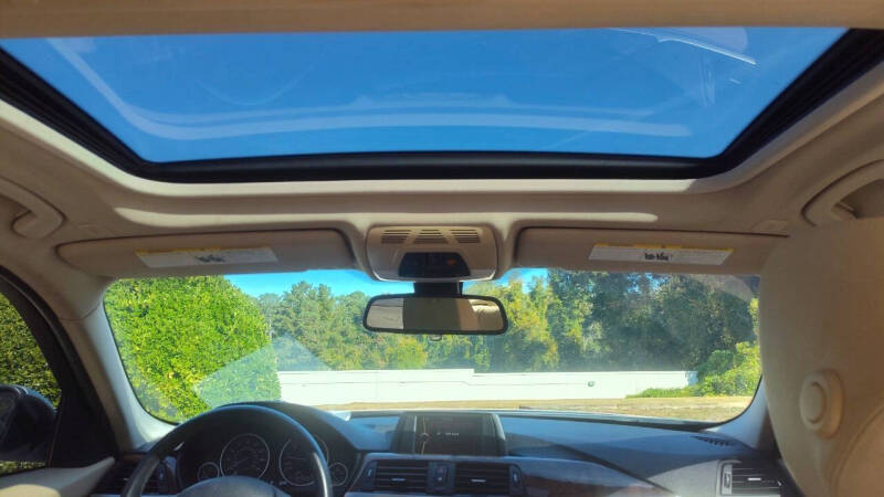 2013 BMW 3 Series 328i