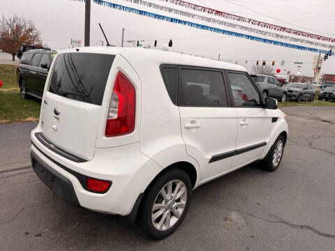 2013 Kia Soul +