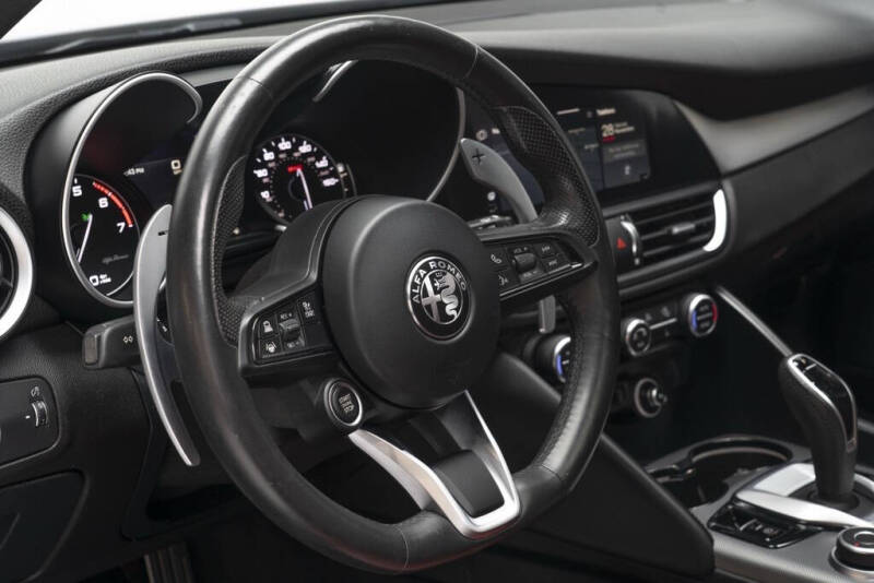 2022 Alfa Romeo Giulia Veloce