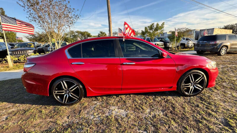 2017 Honda Accord Sport photo 17