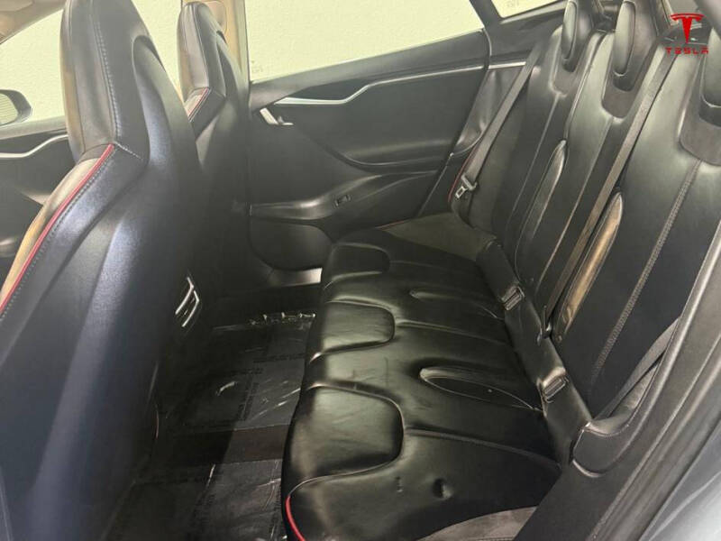 2013 Tesla Model S Performance