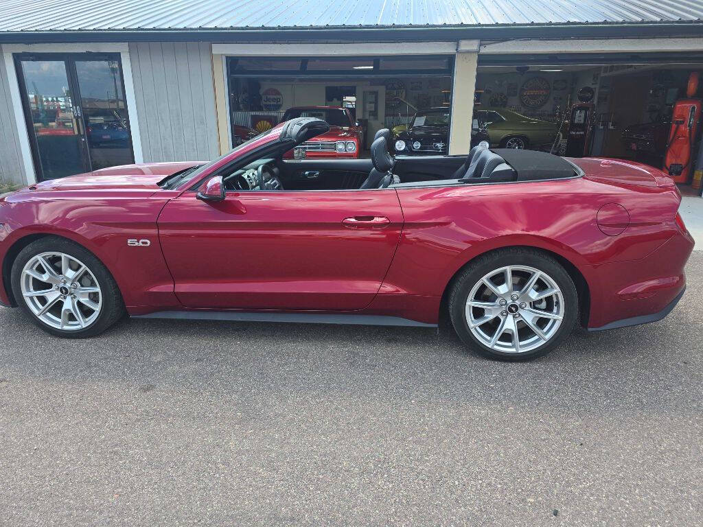 2015 Ford Mustang 11
