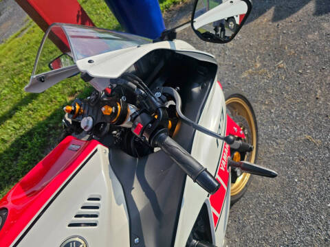 2022 Yamaha R7 60th Anniversary Ed