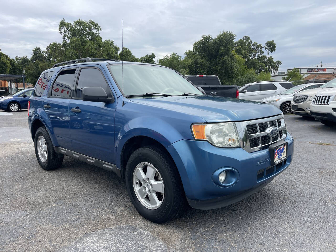 Blue 2009 Ford Escape XLT XLT 4dr SUV V6 17