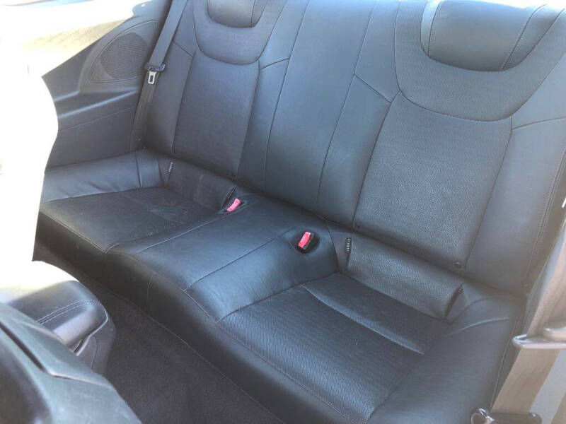 2013 Hyundai Genesis Coupe 3.8 Track