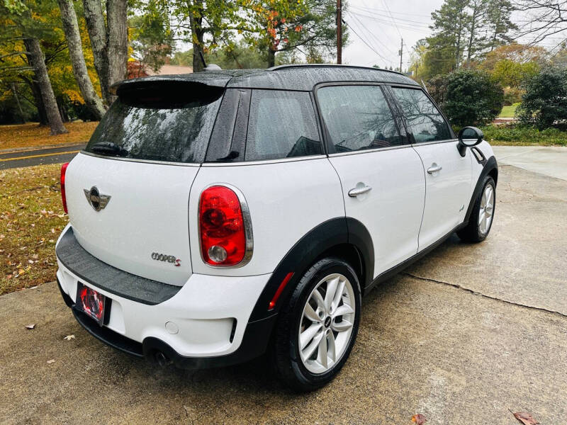 2012 MINI Countryman Countryman S photo 10