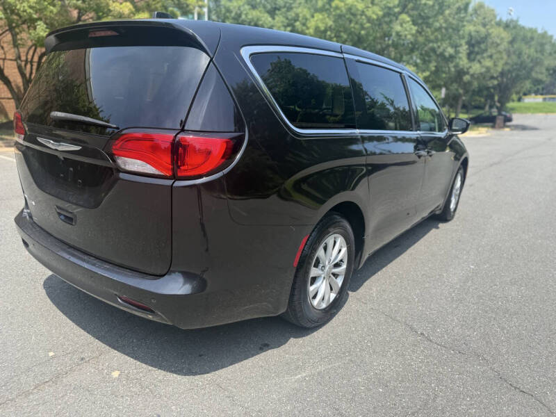 2017 Chrysler Pacifica Touring