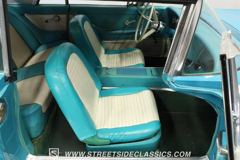 1958 Ford Thunderbird