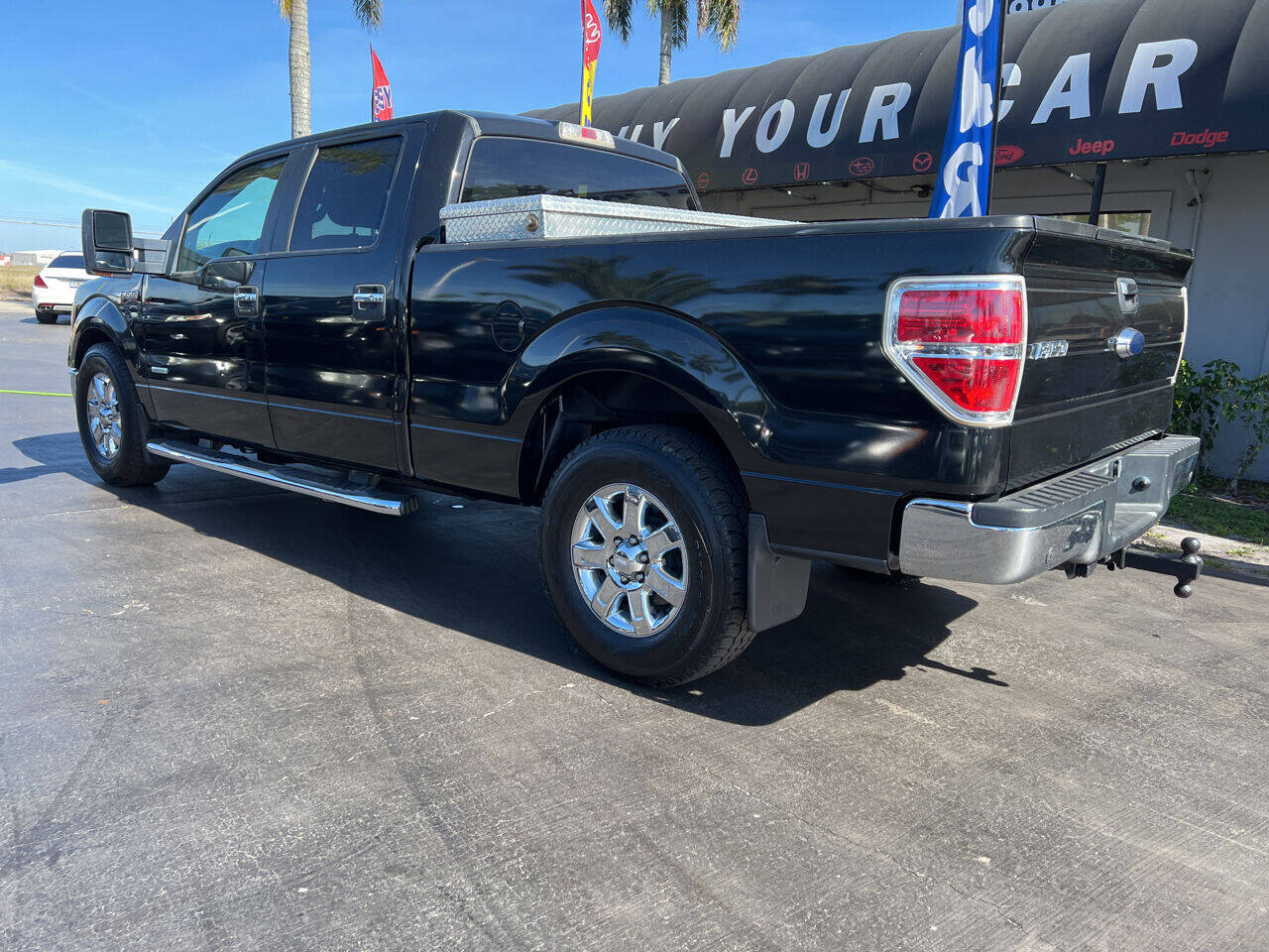 2013 FORD F-150 Pickup - $13,900