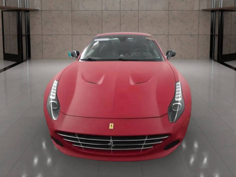 2016 Ferrari California T