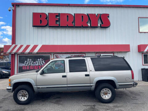 1999 Chevrolet Suburban for sale at Berry's Cherries Auto in Billings MT