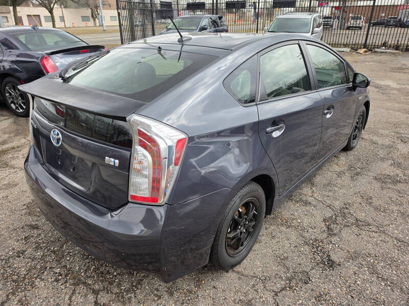 2014 Toyota Prius Two