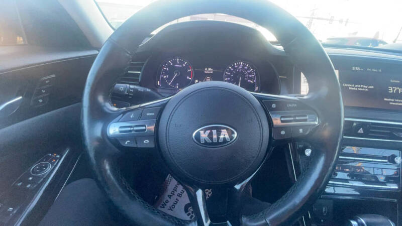 2020 Kia Cadenza Limited